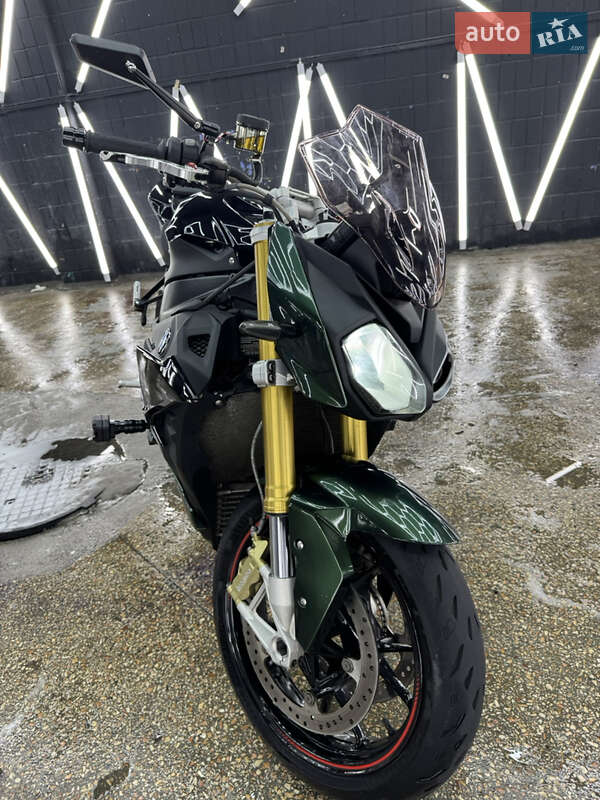 Спортбайк BMW S 1000R 2018 в Києві фото 15 Спортбайк BMW S 1000R 2018 в Києві