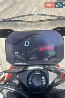 Мотоцикл Без обтекателей (Naked bike) BMW S 1000R 2021 в 