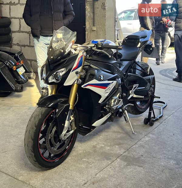 Мотоцикл Без обтікачів (Naked bike) BMW S 1000R 2018 в Одесі