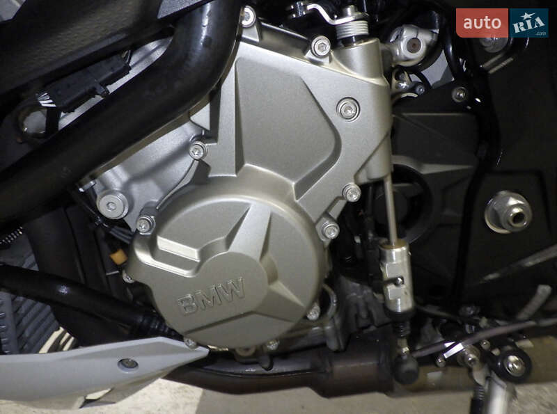 Мотоцикл Без обтекателей (Naked bike) BMW S 1000R 2018 в Нежине фото 9 Мотоцикл Без обтекателей (Naked bike) BMW S 1000R 2018 в Нежине