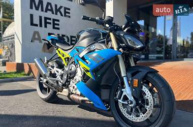 Спортбайк BMW S 1000R 2025 в  фото 10 Спортбайк BMW S 1000R 2025 в