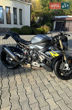Мотоцикл Без обтекателей (Naked bike) BMW S 1000R 2023 в Киеве