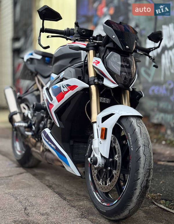 Мотоцикл Без обтекателей (Naked bike) BMW S 1000R 2022 в Киеве фото 2 Мотоцикл Без обтекателей (Naked bike) BMW S 1000R 2022 в Киеве