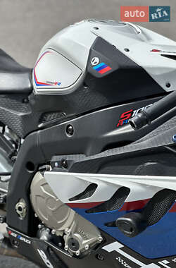 Спортбайк BMW S 1000RR 2010 в 