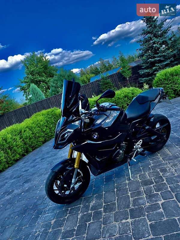 BMW S 1000XR 2016