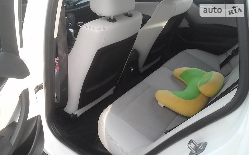 Седан BMW X1 2011 в Полтаве