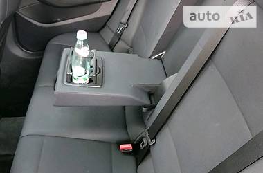 Позашляховик / Кросовер BMW X1 2013 в 