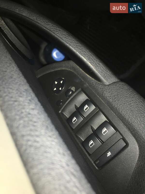 Позашляховик / Кросовер BMW X1 2013 в Могилів-Подільському