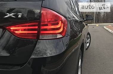 Позашляховик / Кросовер BMW X1 2014 в 
