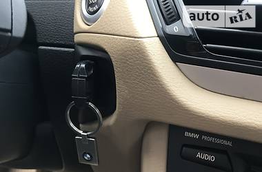 Позашляховик / Кросовер BMW X1 2014 в 