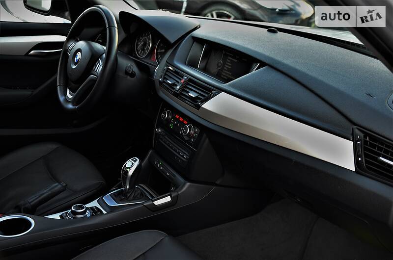 Позашляховик / Кросовер BMW X1 2015 в Києві