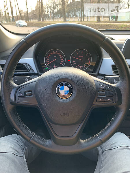 Позашляховик / Кросовер BMW X1 2016 в Києві