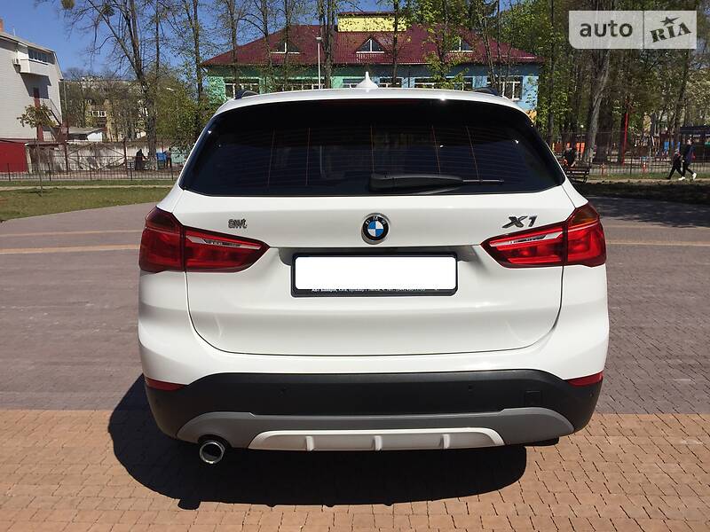 Позашляховик / Кросовер BMW X1 2017 в Києві