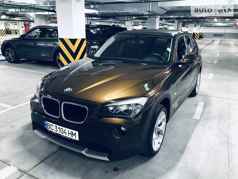 Позашляховик / Кросовер BMW X1 2011 в Києві