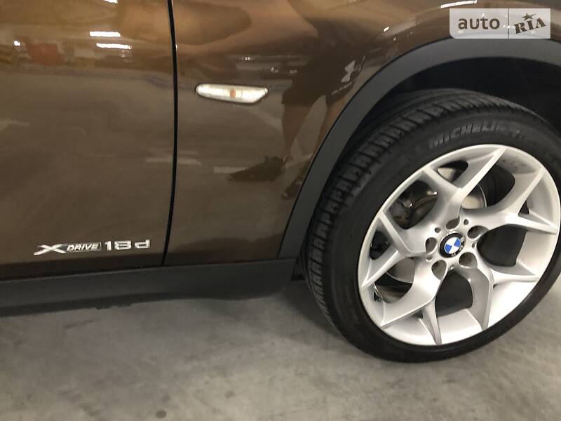 Позашляховик / Кросовер BMW X1 2011 в Києві