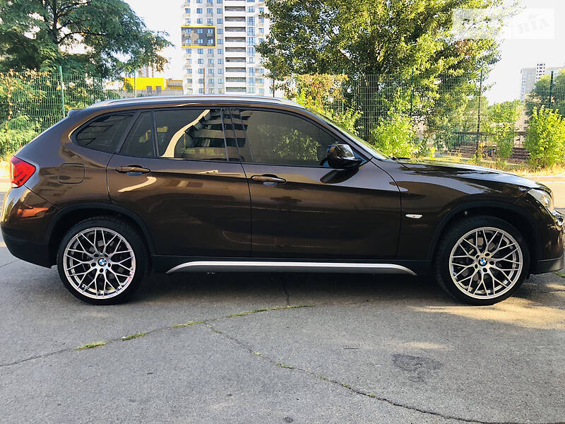 Позашляховик / Кросовер BMW X1 2010 в Києві фото 4 Позашляховик / Кросовер BMW X1 2010 в Києві