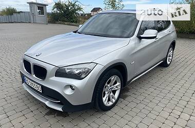 Позашляховик / Кросовер BMW X1 2011 в Івано-Франківську