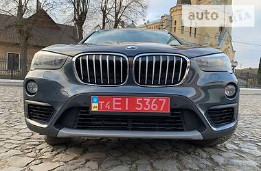 Внедорожник / Кроссовер BMW X1 2016 в Луцке