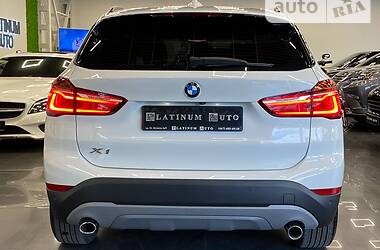 Внедорожник / Кроссовер BMW X1 2015 в Одессе