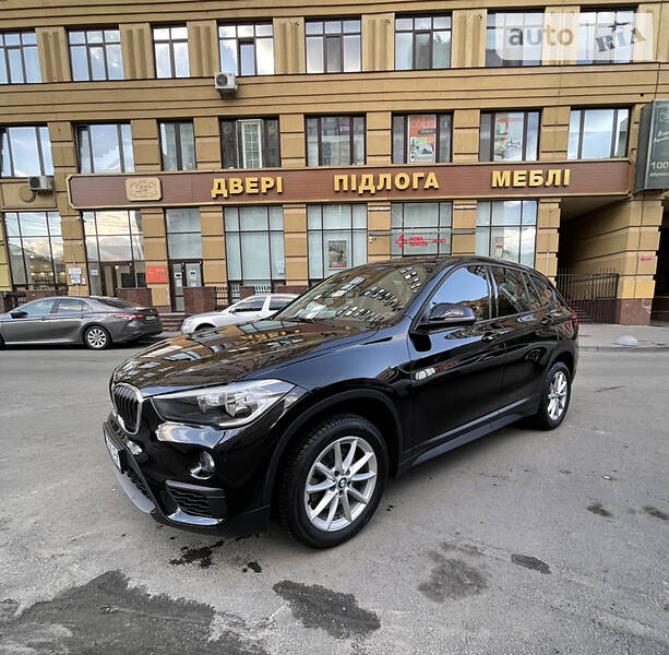 Универсал BMW X1 2017 в Киеве