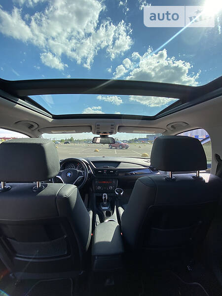 Внедорожник / Кроссовер BMW X1 2014 в Киеве