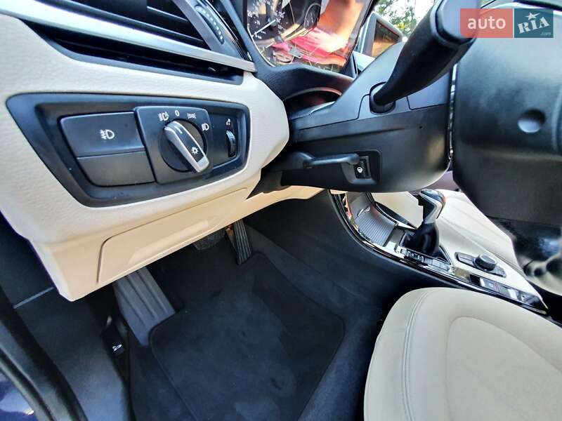 Внедорожник / Кроссовер BMW X1 2016 в Николаеве