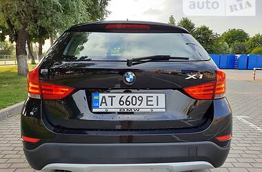 Позашляховик / Кросовер BMW X1 2015 в Івано-Франківську