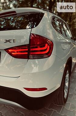 Внедорожник / Кроссовер BMW X1 2015 в Полтаве