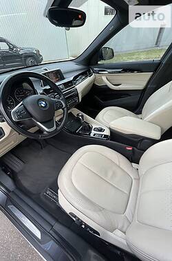 Позашляховик / Кросовер BMW X1 2015 в Харкові