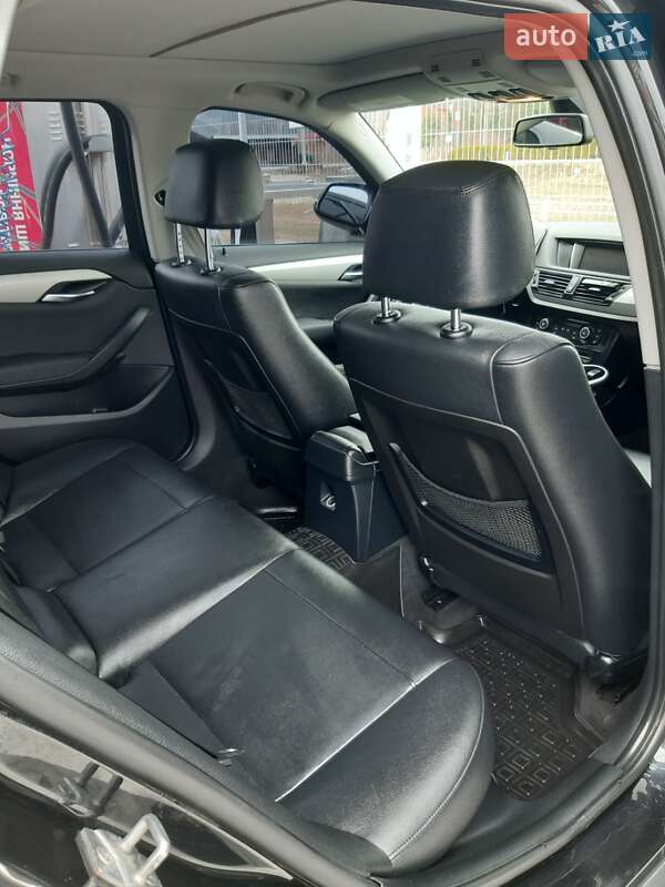 Внедорожник / Кроссовер BMW X1 2013 в Хусте