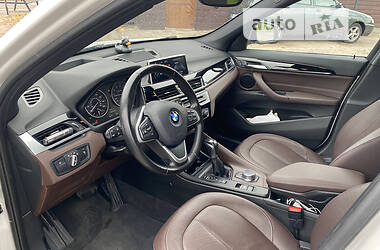 Внедорожник / Кроссовер BMW X1 2016 в Полтаве