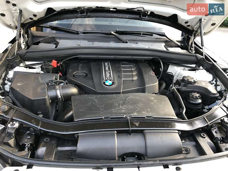 Позашляховик / Кросовер BMW X1 2013 в Львові