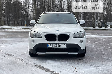 Внедорожник / Кроссовер BMW X1 2010 в Житомире