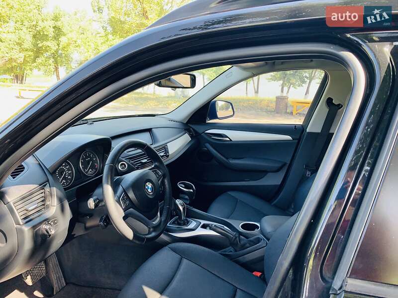 Внедорожник / Кроссовер BMW X1 2015 в Днепре