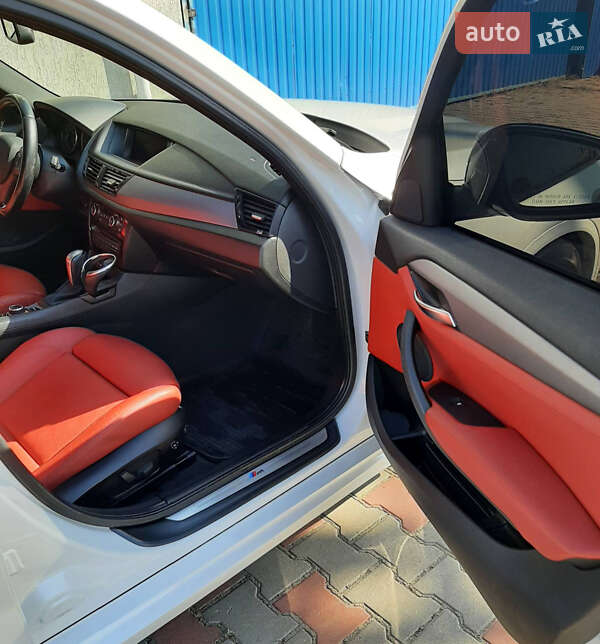 Внедорожник / Кроссовер BMW X1 2012 в Одессе