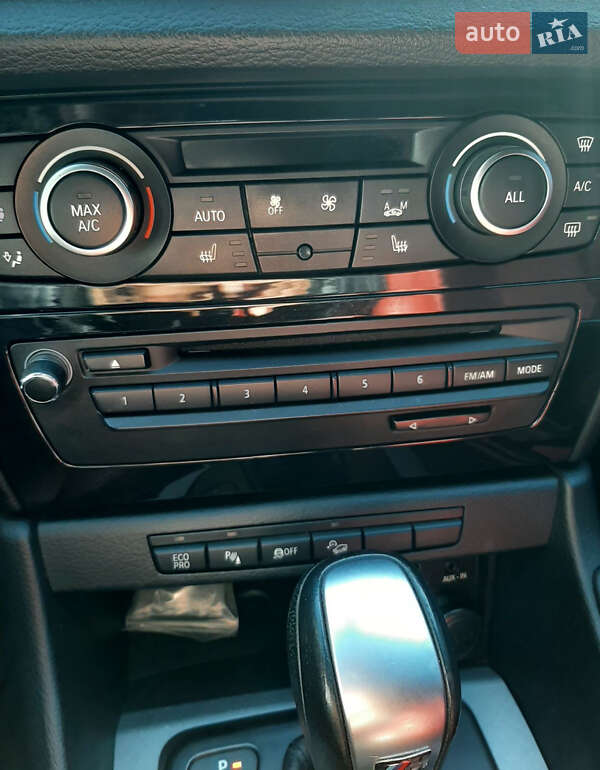 Внедорожник / Кроссовер BMW X1 2012 в Одессе