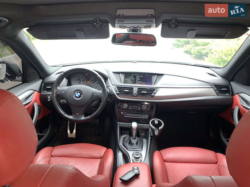 Внедорожник / Кроссовер BMW X1 2012 в Одессе