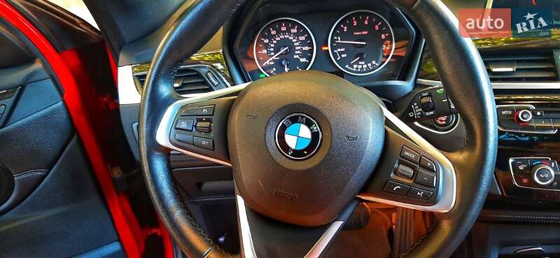 Внедорожник / Кроссовер BMW X1 2017 в Луцке