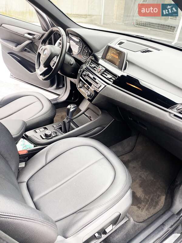 Позашляховик / Кросовер BMW X1 2017 в Покровську