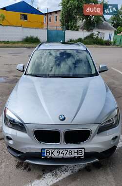 Внедорожник / Кроссовер BMW X1 2013 в 