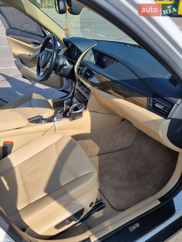 Позашляховик / Кросовер BMW X1 2013 в Києві фото 23 Позашляховик / Кросовер BMW X1 2013 в Києві