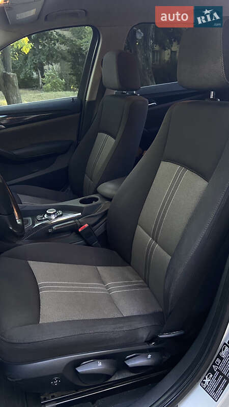 Позашляховик / Кросовер BMW X1 2010 в Запоріжжі фото 19 Позашляховик / Кросовер BMW X1 2010 в Запоріжжі