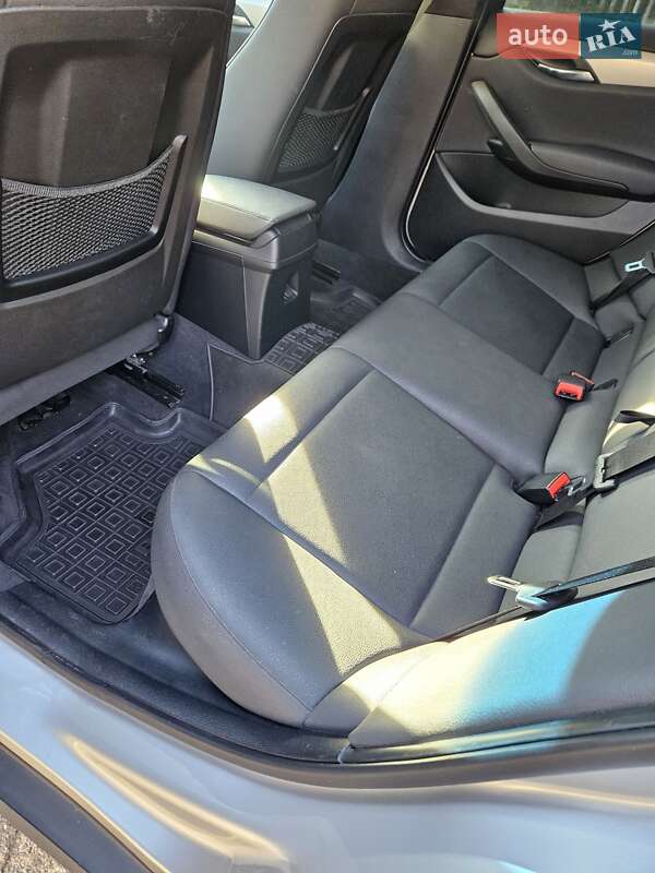 Позашляховик / Кросовер BMW X1 2015 в Коростишеві