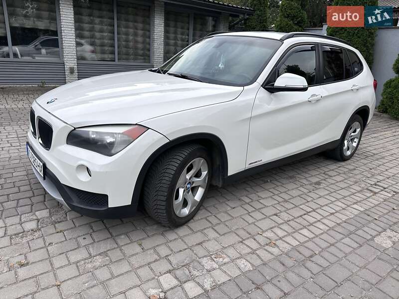 Позашляховик / Кросовер BMW X1 2013 в Іршаві