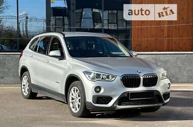 Внедорожник / Кроссовер BMW X1 2018 в Киеве