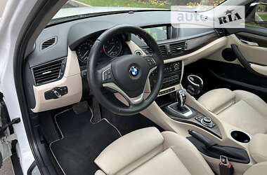 Внедорожник / Кроссовер BMW X1 2013 в 