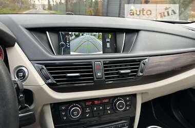 Внедорожник / Кроссовер BMW X1 2013 в 