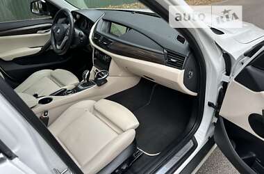 Внедорожник / Кроссовер BMW X1 2013 в 
