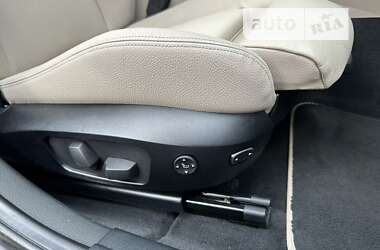Внедорожник / Кроссовер BMW X1 2013 в 