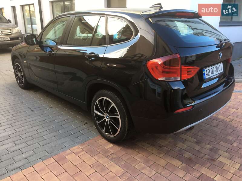 Внедорожник / Кроссовер BMW X1 2012 в Виннице